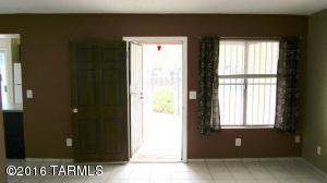 5968 E Sun County Blvd, Tucson, AZ 85712 photo 6