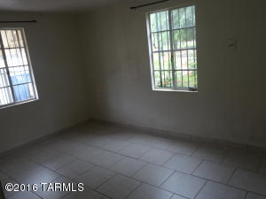 1043 E Mitchell St, Tucson, AZ 85719 photo 16