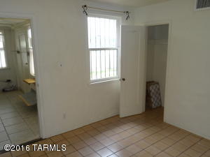 1043 E Mitchell St, Tucson, AZ 85719 photo 15