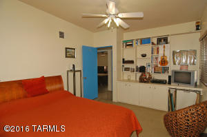 2202 E Hedrick Dr, Tucson, AZ 85719 photo 17