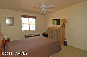 2202 E Hedrick Dr, Tucson, AZ 85719 photo 13
