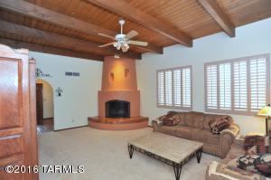 4740 E Wagon Train Rd, Tucson, AZ 85739 photo 2