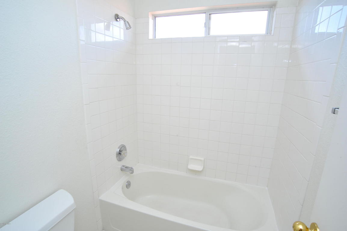 8943 E Autumn Sage St, Tucson, AZ 85747 photo 27