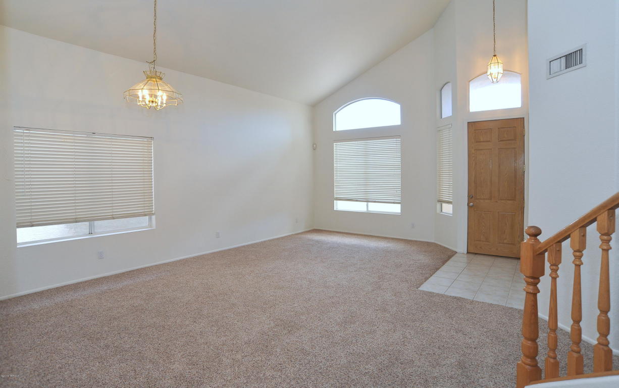 8943 E Autumn Sage St, Tucson, AZ 85747 photo 7