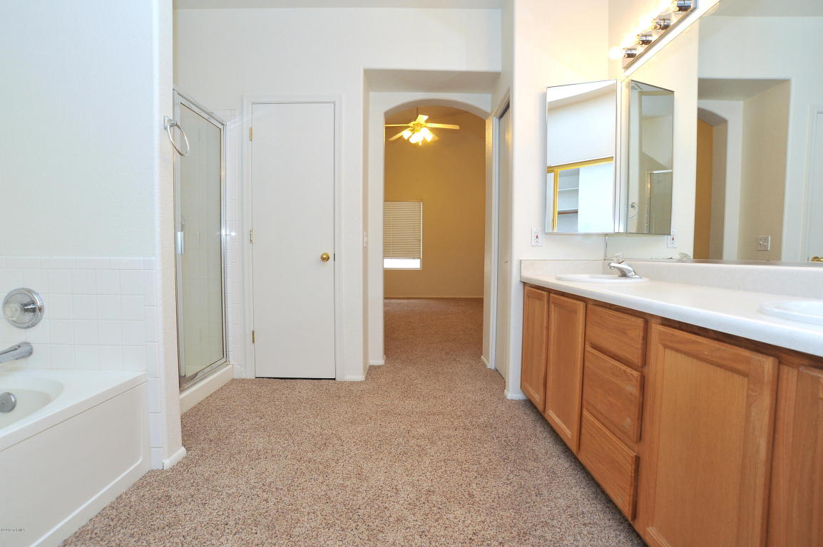 8943 E Autumn Sage St, Tucson, AZ 85747 photo 26