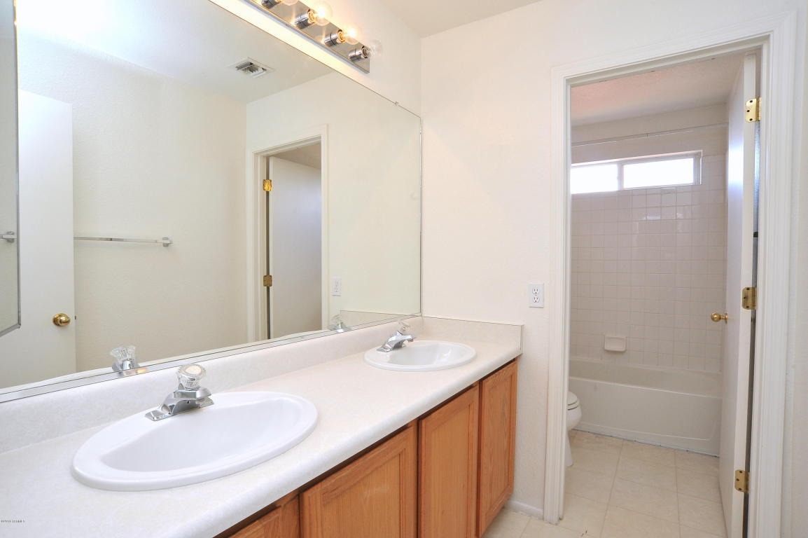 8943 E Autumn Sage St, Tucson, AZ 85747 photo 28