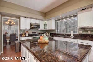 7304 E Shoreward Loop, Tucson, AZ 85715 photo 13