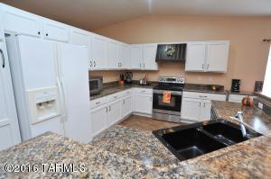 10115 E Rainbow Meadow Dr, Tucson, AZ 85747 photo 12