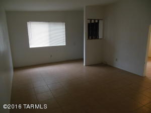 5634 S Bryant Ave, Tucson, AZ 85706 photo 6