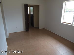 5634 S Bryant Ave, Tucson, AZ 85706 photo 8
