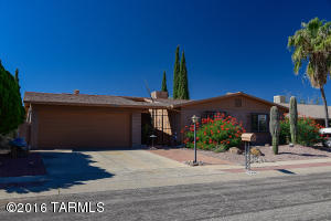 7760 E David Dr, Tucson, AZ 85730 photo 1