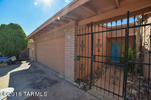 7760 E David Dr, Tucson, AZ 85730 photo 5
