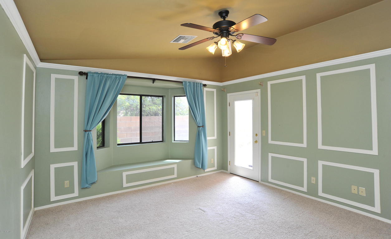 9493 E Lilly Bay Loop, Tucson, AZ 85710 photo 24