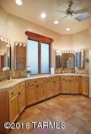 11865 E Samson Pl, Tucson, AZ 85748 photo 9
