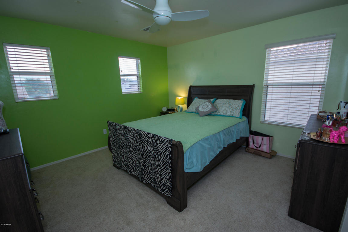 8159 W Booted Eagle Ct, Tucson, AZ 85757 photo 16