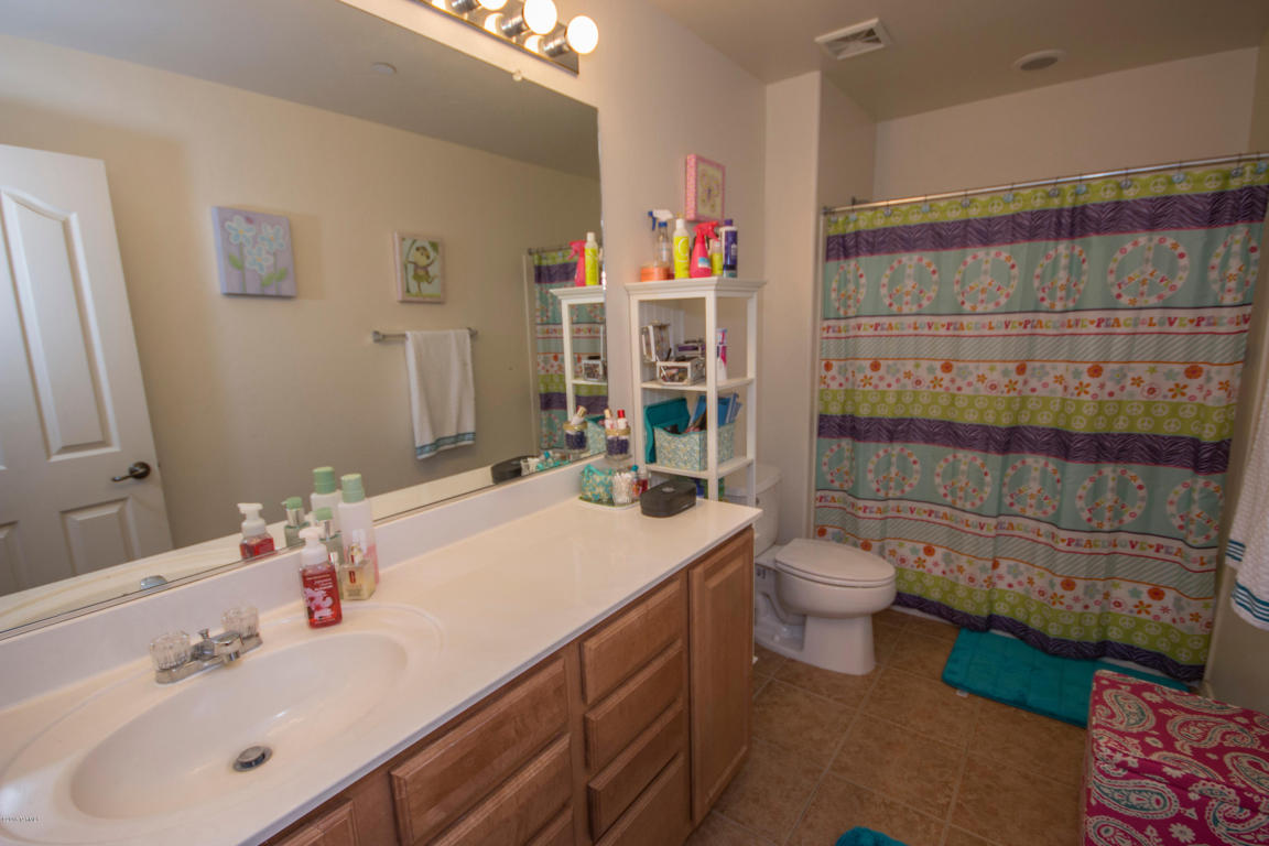 8159 W Booted Eagle Ct, Tucson, AZ 85757 photo 19
