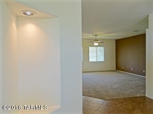 13669 E Aviara Pl, Vail, AZ 85641 photo 4