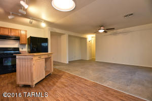 5943 E Tercel Dr, Tucson, AZ 85756 photo 7