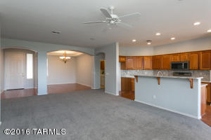 709 E Blue Rock Way, Vail, AZ 85641 photo 9