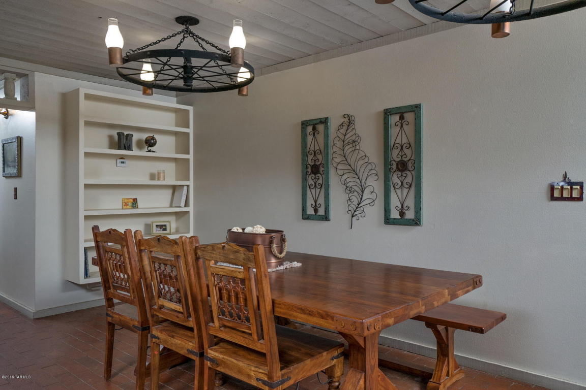 8840 E Bears Path Rd, Tucson, AZ 85749 photo 13