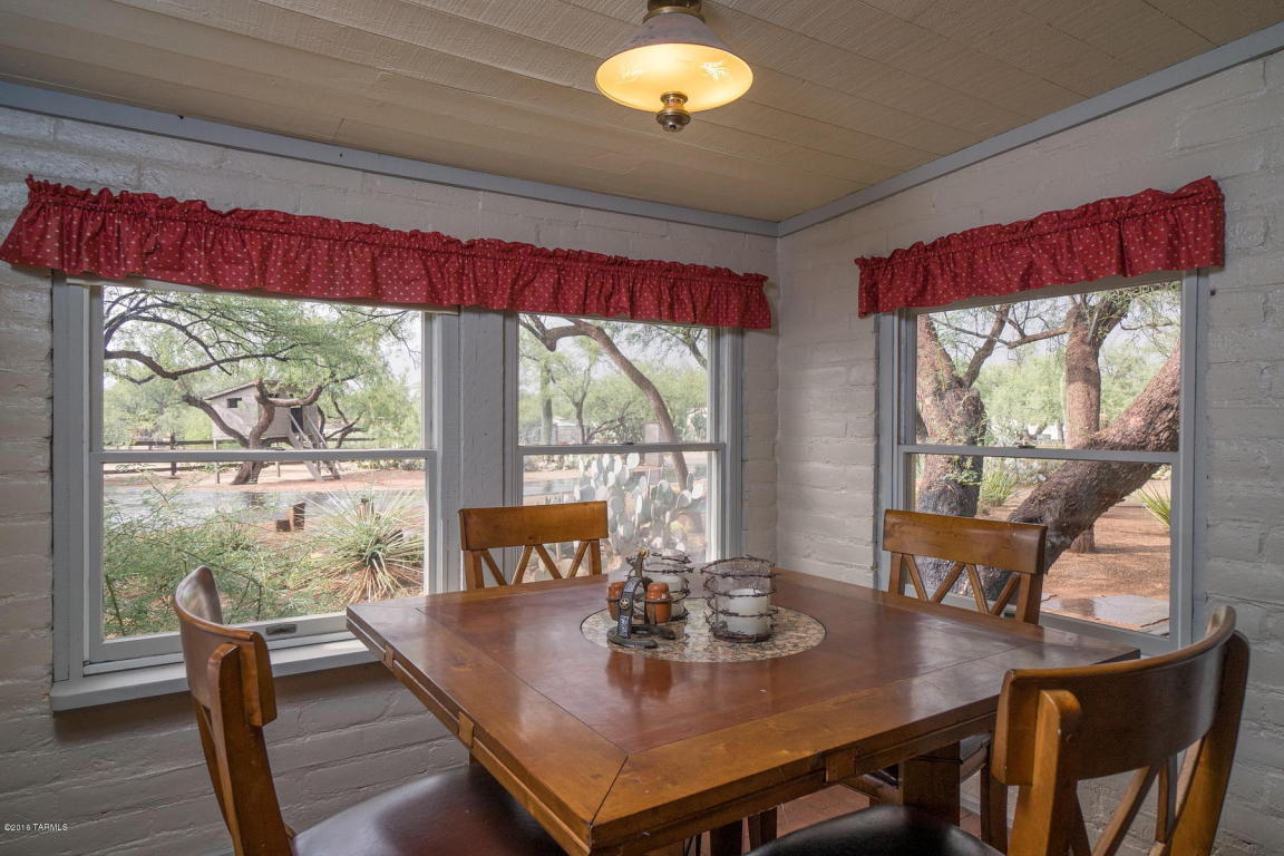 8840 E Bears Path Rd, Tucson, AZ 85749 photo 5