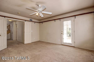 9637 E Paseo Del Tornasol Rd, Tucson, AZ 85747 photo 22