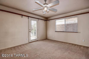 9637 E Paseo Del Tornasol Rd, Tucson, AZ 85747 photo 21