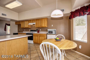 9637 E Paseo Del Tornasol Rd, Tucson, AZ 85747 photo 16