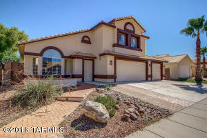 9637 E Paseo Del Tornasol Rd, Tucson, AZ 85747 photo 1