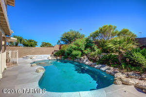 9637 E Paseo Del Tornasol Rd, Tucson, AZ 85747 photo 39