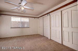 9637 E Paseo Del Tornasol Rd, Tucson, AZ 85747 photo 20