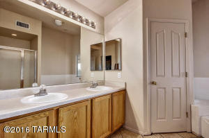 9637 E Paseo Del Tornasol Rd, Tucson, AZ 85747 photo 32
