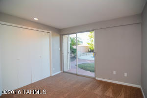8739 E Dexter Dr, Tucson, AZ 85715 photo 10