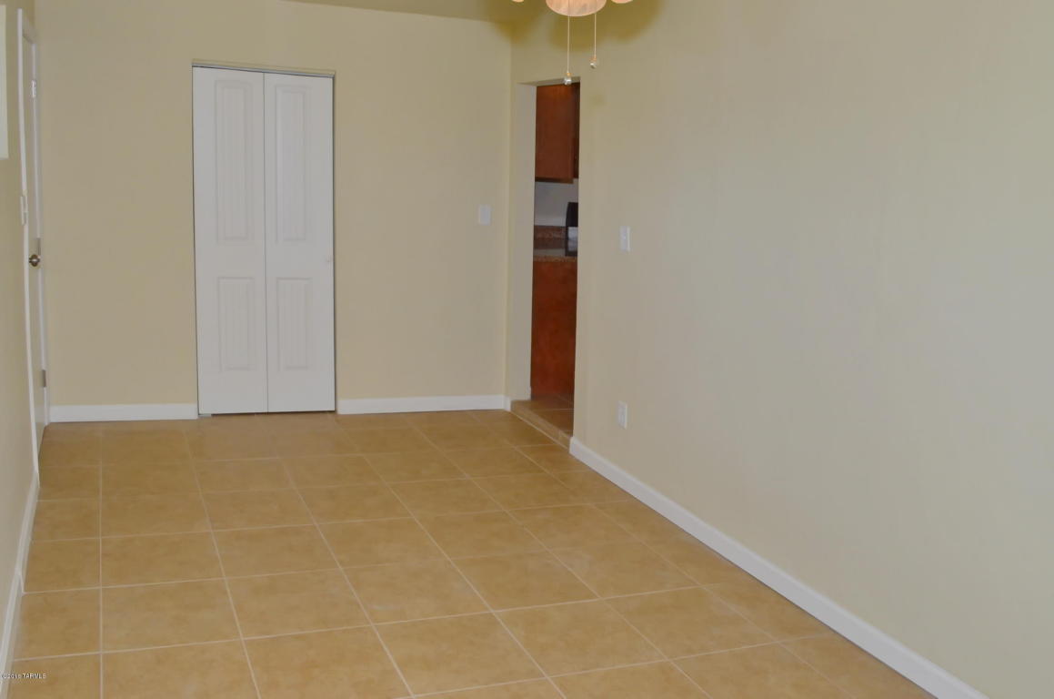 127 E 33rd St, Tucson, AZ 85713 photo 16