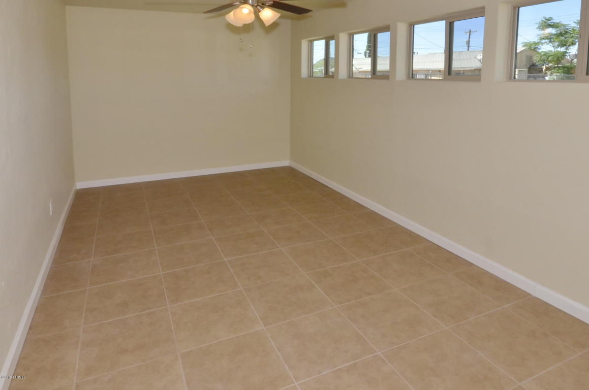 127 E 33rd St, Tucson, AZ 85713 photo 17