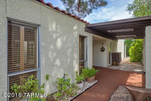 7357 E Cascada Cir, Tucson, AZ 85715 photo 1