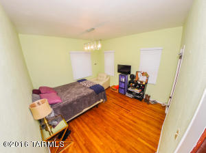 1480 E Spring St, Tucson, AZ 85719 photo 6