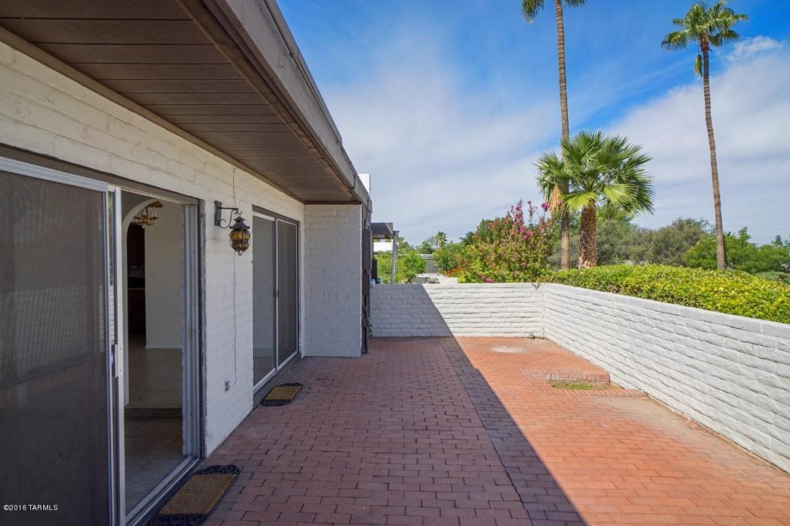 7861 E Hampton St, Tucson, AZ 85715 photo 5