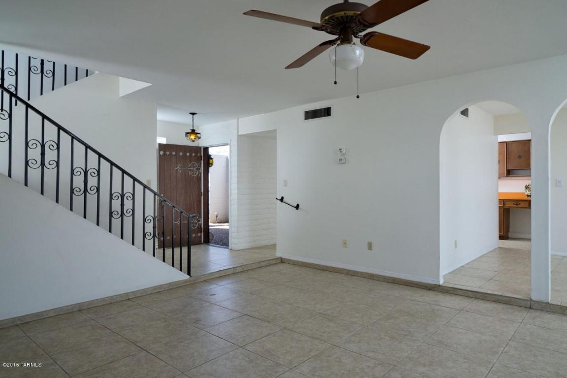 7861 E Hampton St, Tucson, AZ 85715 photo 8