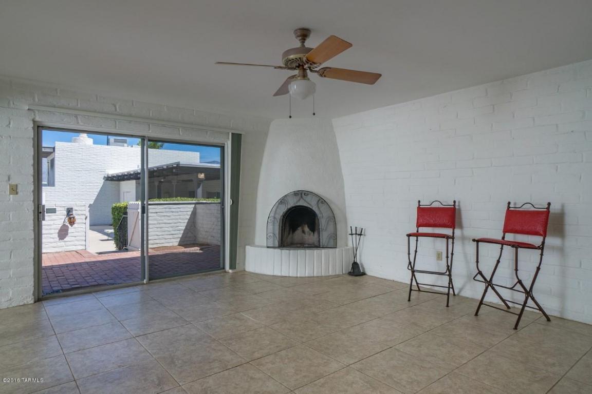 7861 E Hampton St, Tucson, AZ 85715 photo 6