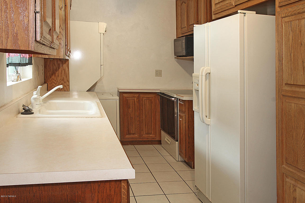 6517 Eli Dr, Tucson, AZ 85710 photo 9