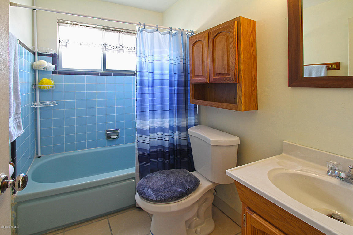 6517 Eli Dr, Tucson, AZ 85710 photo 11