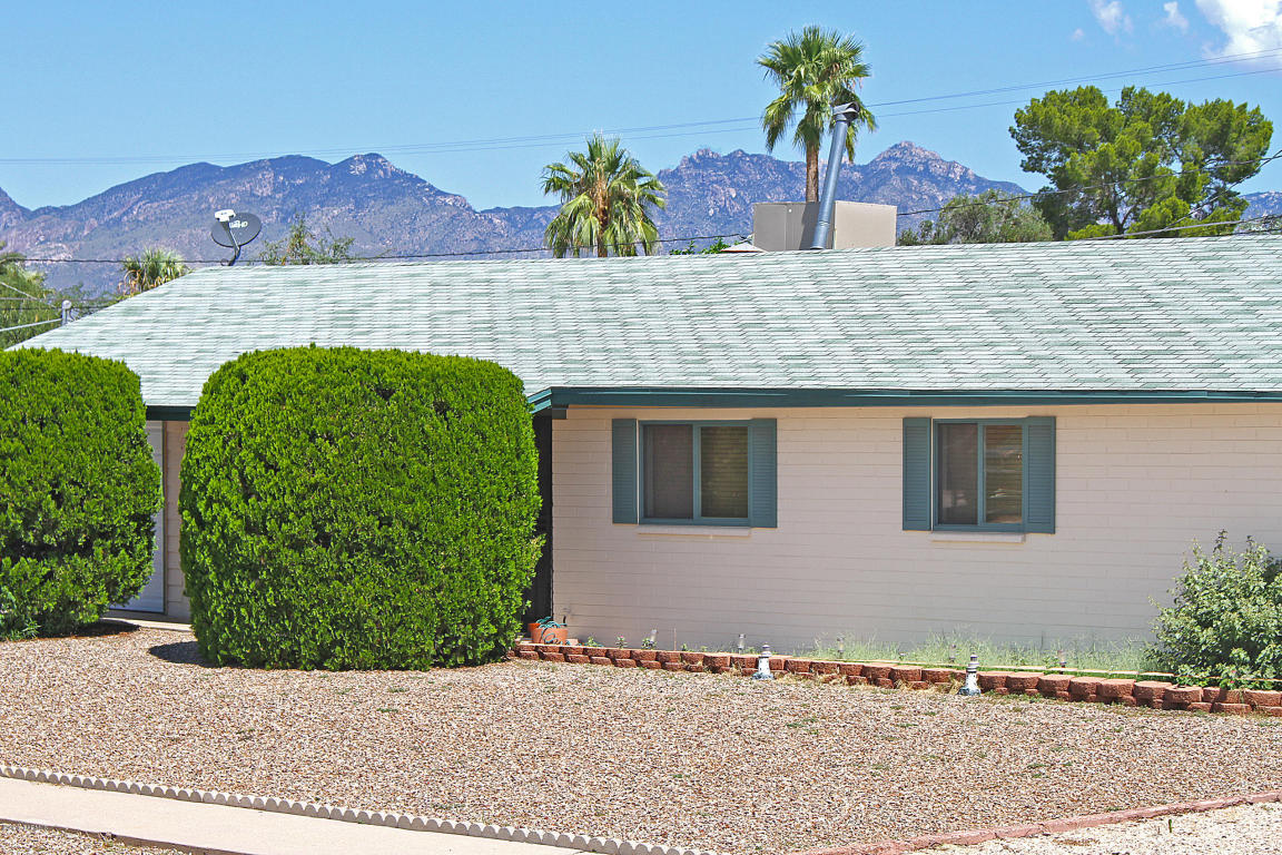 6517 Eli Dr, Tucson, AZ 85710 photo 1