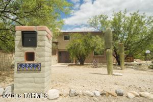 8235 E Rawhide Trl, Tucson, AZ 85750 photo 2