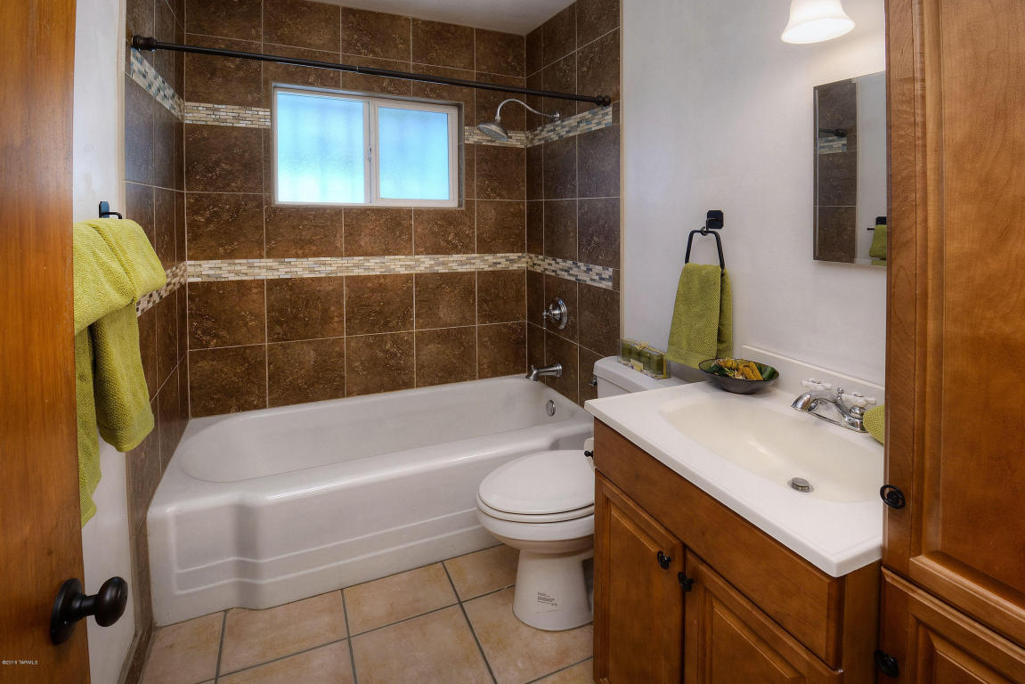 4625 E 8th St, Tucson, AZ 85711 photo 7