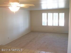 8421 E 5th St, Tucson, AZ 85710 photo 5