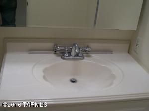 8421 E 5th St, Tucson, AZ 85710 photo 9