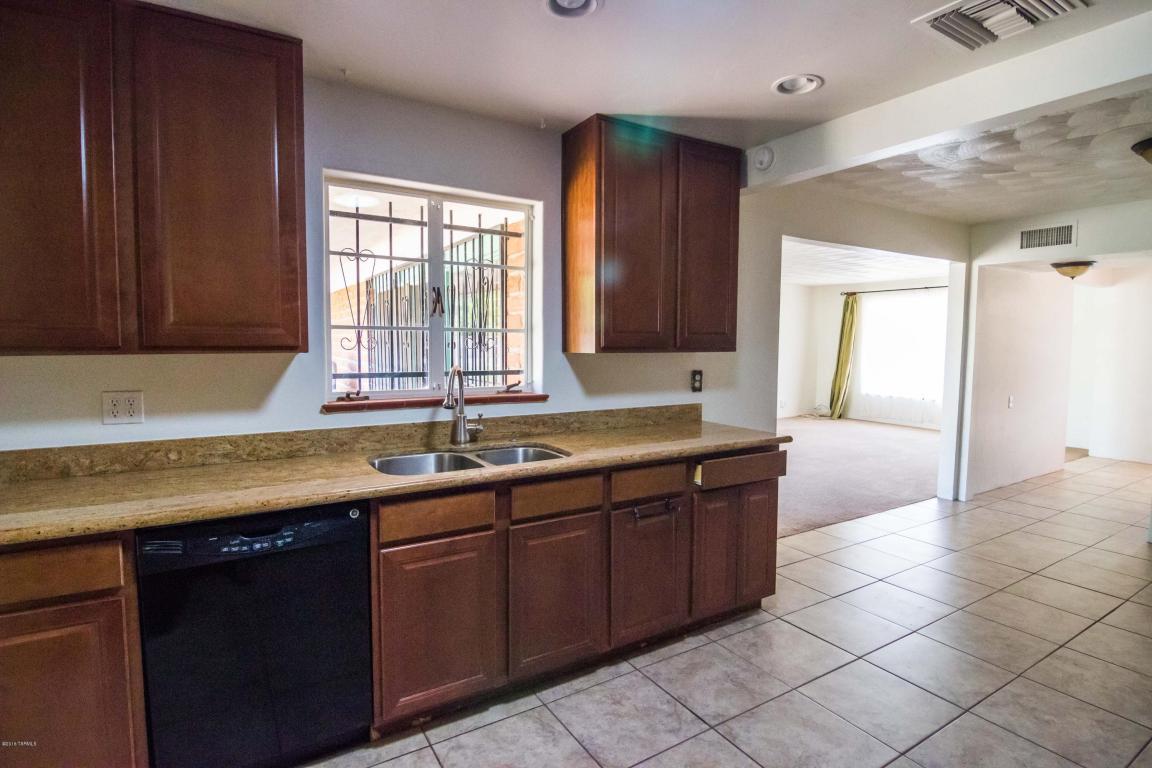3239 E Fairmount St, Tucson, AZ 85716 photo 4