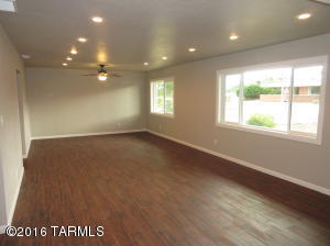 6025 E Hampton St, Tucson, AZ 85712 photo 4
