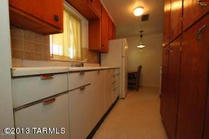33 E Michigan Dr, Tucson, AZ 85714 photo 8